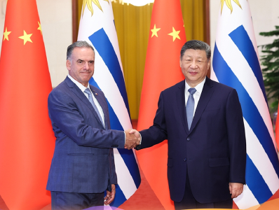 【讲习所·中国与世界】习近平：让中乌友谊之树愈加枝繁叶茂