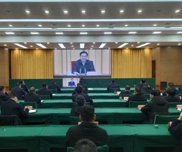  谢晓鸣安排部署当前安全生产工作