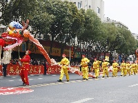 火龙翻飞闹元宵 非遗民俗祈丰年