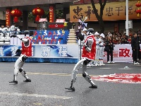 火龙翻飞闹元宵 非遗民俗祈丰年