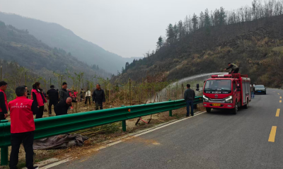 房县中坝乡：干群携手添新绿