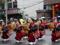 火龙翻飞闹元宵 非遗民俗祈丰年