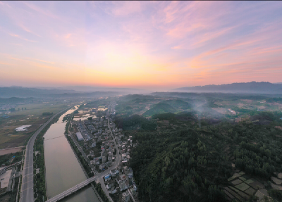 谢晓鸣在全县组织工作会议上强调：聚焦中心服务大局 聚力攻坚加力奋进 为加快建设绿色低碳循环发展示范县提供坚强组织保证