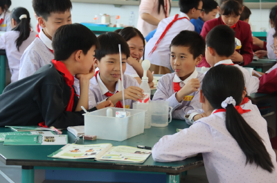房县思源实验学校：聚焦国测明方向 深耕课堂提质量