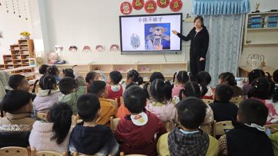 “家长故事进课堂” 让书香浸润童年