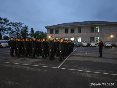 县城市管理执法局：疏堵并举破难题 精细服务暖人心