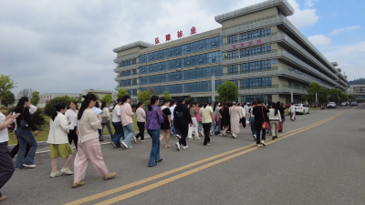 县人社局：深化精准就业服务  百名“妈妈岗”暖心上线