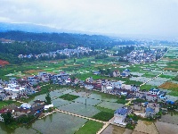 阡陌纵横，良田万顷