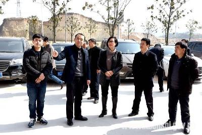 驻我州全国人大代表开展专题调研