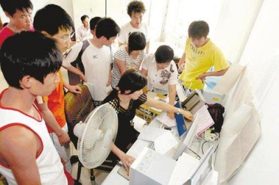 湖北将积极争取高校追加计划 确保投档考生不落选