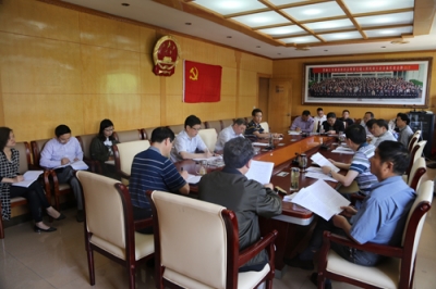 州人大机关开展“支部主题党日”活动