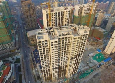 一手住宅均价破6万涨101% 深圳为何成房价暴涨“状元”