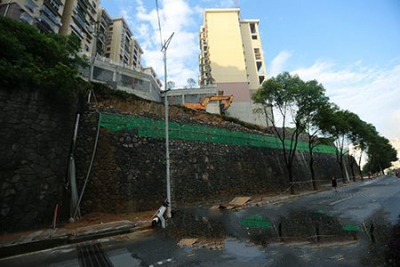 汛期来临，恩施市严防地质灾害