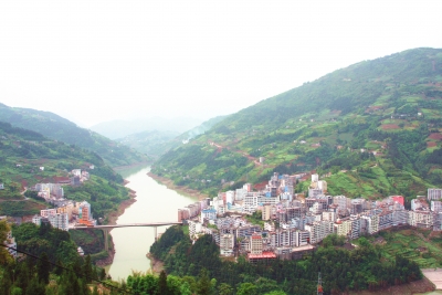 沿渡河镇成立“微商联盟” 抱团发展产业