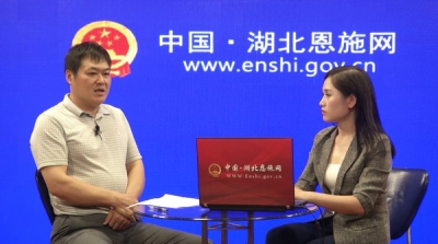 让受灾群众拿在手里吃在口里——就抗灾救灾工作专访恩施州民政局局长