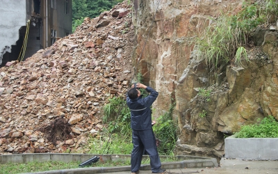 打好地质灾害防治战役 —记湖北省地质局第二地质大队 
