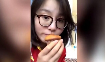 傅园慧直播引千万人围观：怒吼别送东西，爱不起宁泽涛