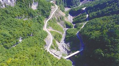 建始县店子坪村“三基”建设纪实