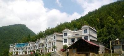  建始 | “时尚”店子坪：让土地变“银行”家园变“桃源”