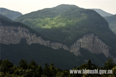 恩施 | 绝壁上的村庄