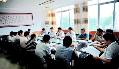 王海涛主持召开州全面深化改革领导小组会议