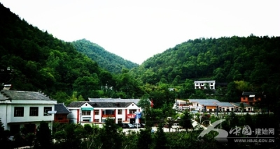 恩施州领导到建始县店子坪村调研