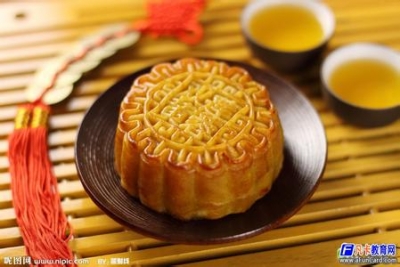 建始 | 福利院来了位“老熟人” 送牛奶送月饼送温馨