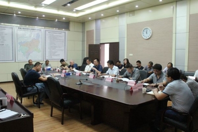 州水利水产局党组向州纪委派驻州人大纪检组汇报党风廉政建设情况
