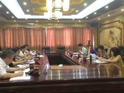 省人大常委会人事任免工委主任郭玉吉到我州调研宪法宣誓工作情况