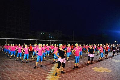 来凤 | 积极备战恩施州首届职工排舞大赛