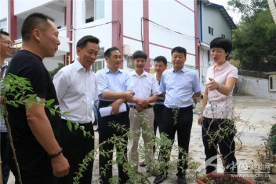 省领导到建始县调研灾后重建工作
