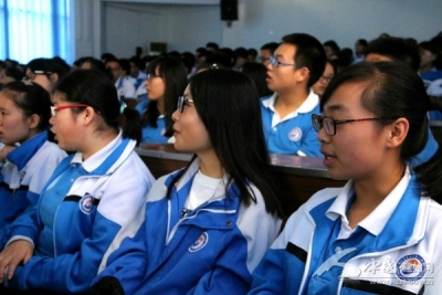  建始 | “科普报告荆楚行” 引领青少年走进科学殿堂