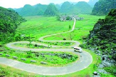 宣恩 | 椒园：修通产业路 破解致富“瓶颈”