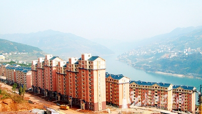 巴东加速建设神农溪小区  让小区繁荣居民便利