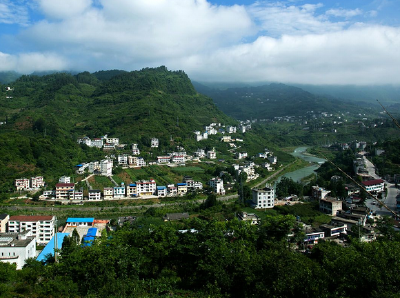 中国县域经济报：湖北鹤峰“望闻问切”真扶贫  