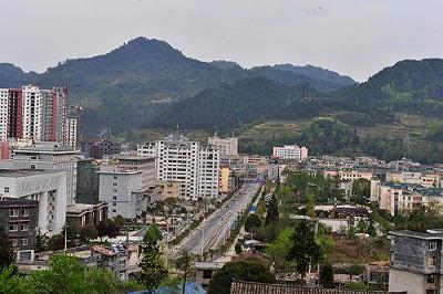 视频 | 恩施州综治维稳信访工作现场会议在咸丰召开