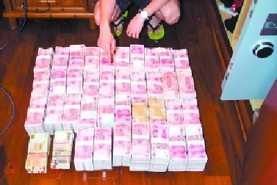 广东警方打掉一批地下钱庄 涉案金额2300余亿元