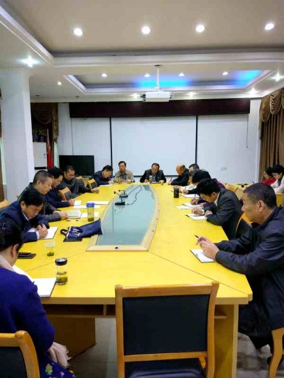 恩施州文体新广局第一时间传达学习州委中心组学习扩大会精神