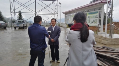 恩施州电视台报道鹤峰板凳台村精准扶贫工作经验