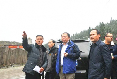 刘芳震到恩施市调研精准扶贫工作 