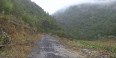 建始县赶场坝村：产业铺就致富路