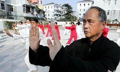 卫计委:力争到2030年中国居民人均预期寿命达79岁