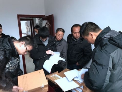 鹤峰县民宗局积极配合精准扶贫第三方评估