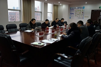 恩施州铁路办召开“两学一做” 领导干部专题民主生活会