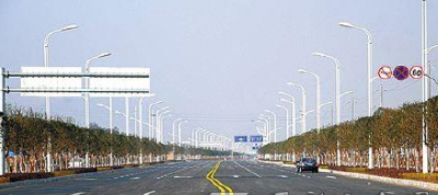 恩施市加快城市化步伐 金龙大道建设稳步推进