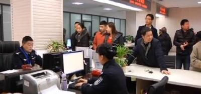 精神饱满忙工作 井然有序开好头