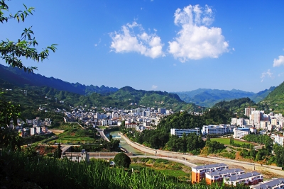 鹤峰 | 拔“穷”根，变致富带头人
