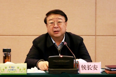 侯长安强调：把管党治党的责任落细落小落实 深入推进全面从严治党