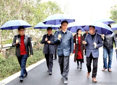 鹤峰县政府考察团到杭州市上城区对接东西部扶贫协作和对口帮扶工作