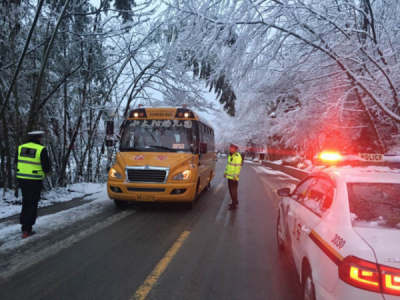 鹤峰 | 道路障碍基本清理完毕 今晚仍有大面积降雪